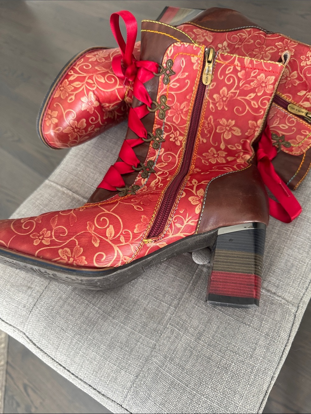 L’artiste  Women's Red Floral Lace-Up Mid Heel Boots 42 (10.5)‎ - Picture 12 of 12